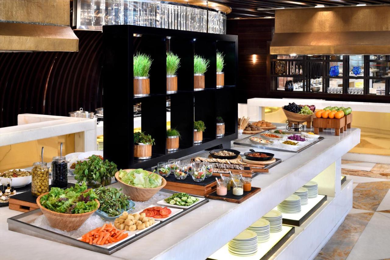 Moevenpick Hotel Карачи Екстериор снимка