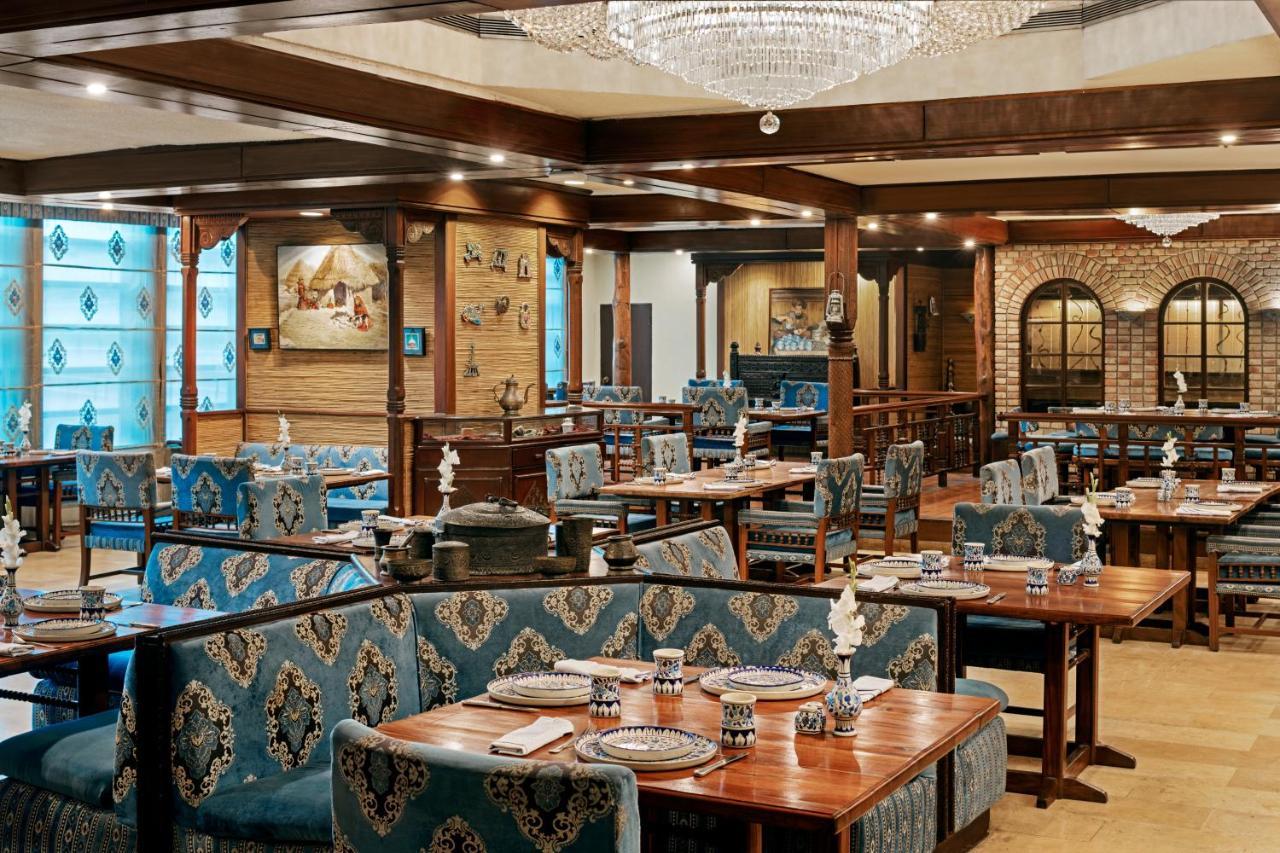 Moevenpick Hotel Карачи Екстериор снимка