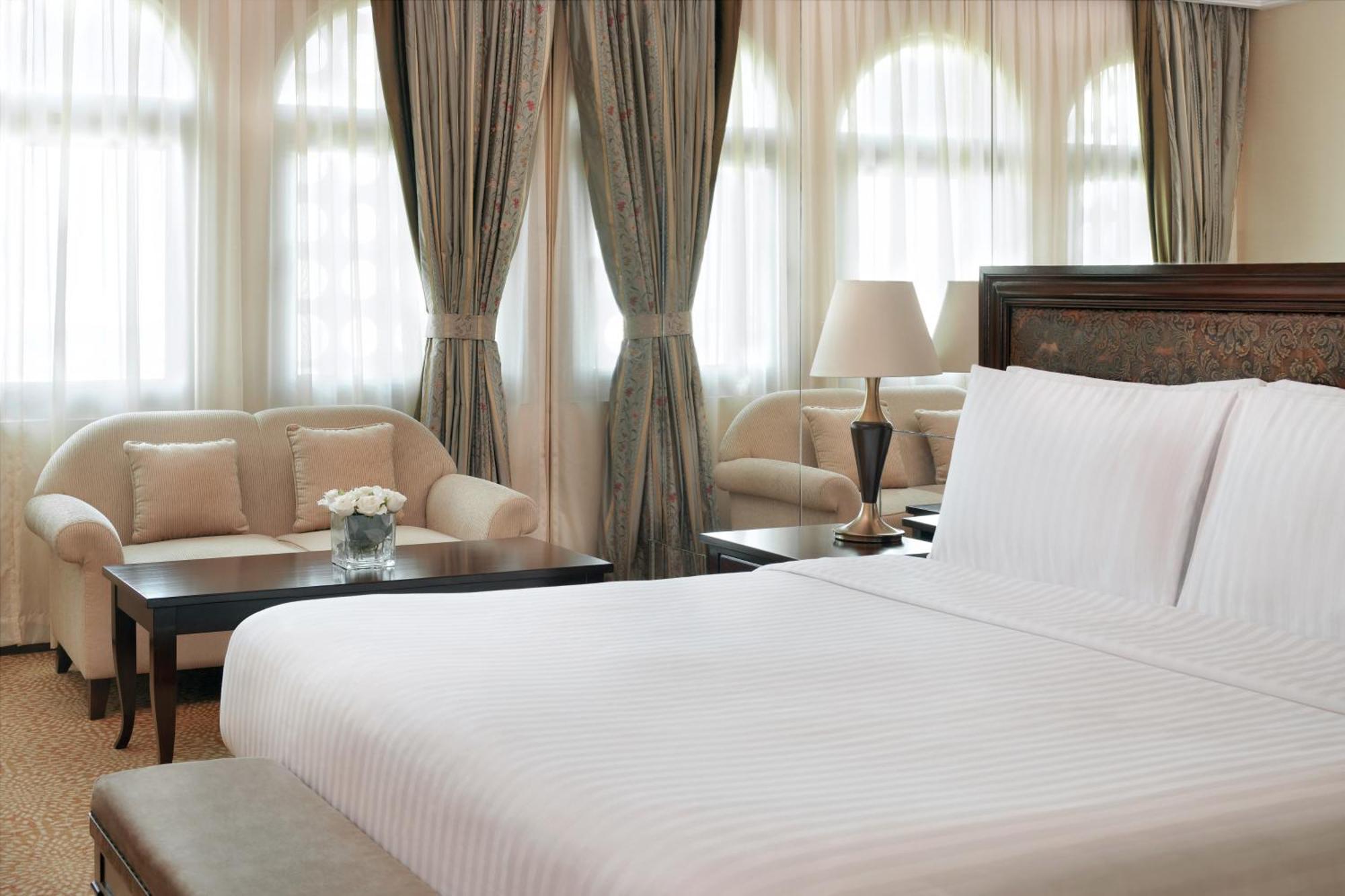 Moevenpick Hotel Карачи Екстериор снимка